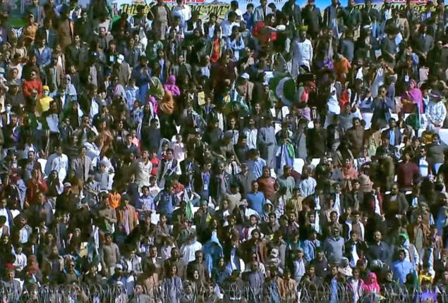 Quetta Gladiators vs Peshawar Zalmi: Large crowd gathers outside Bugti Stadium for exhibition match