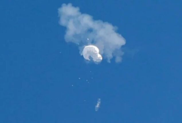US shoots down Chinese spy balloon over ´unacceptable´ violation