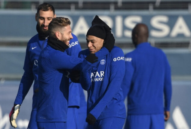 Kylian Mbappe back to training ahead of PSG match against Munich