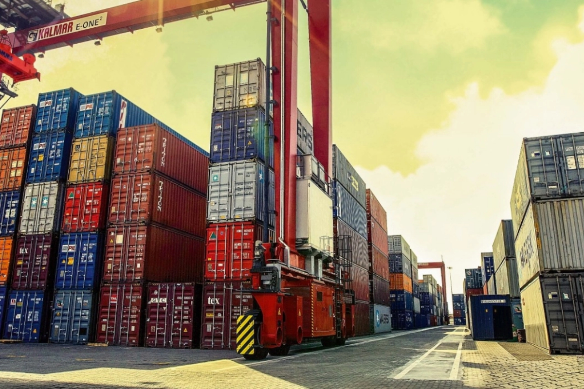 Trade deficit narrows 32% during July-January