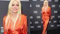 Shania Twain wins her fan heart with a brand-new platinum-blond look