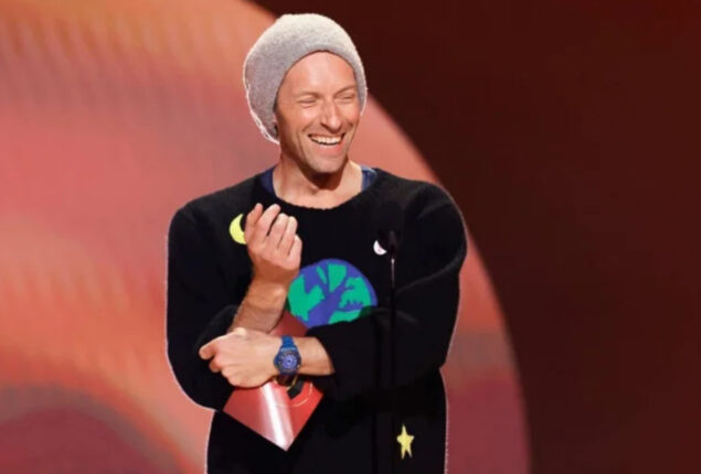 Chris Martin applauded by BTS ARMY for Grammys fashion sense