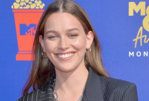 Netflix You star Victoria Pedretti shares reaction watching season 3