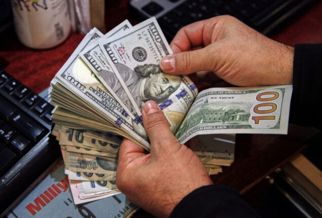 Dollar slips to Rs264.38 on taxation measures taken through mini-budget