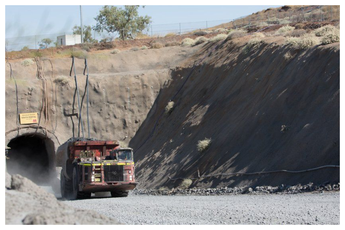 mine in Australia collapsed