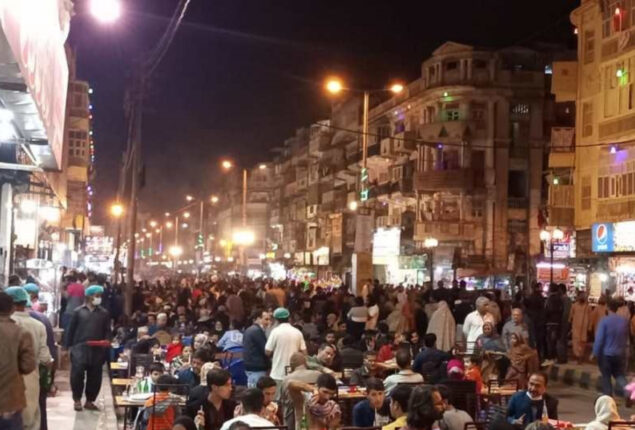 Food Street: SHC orders to open Burns Road for traffic in two-days  