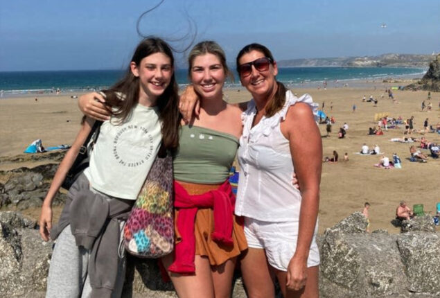 Family files legal action over mother’s death in Tenerife crash