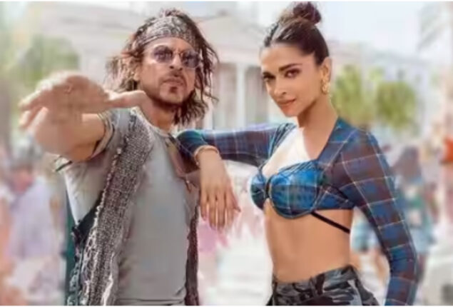 SRK wants this woman to replace Deepika Padukone in the Pathaan song