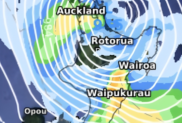 Cyclone Gabrielle: New Zealand braced for a storm amid historic floods