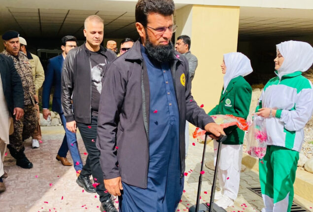 Quetta welcomes Peshawar & Quetta players ahead of their PSL exhibition match