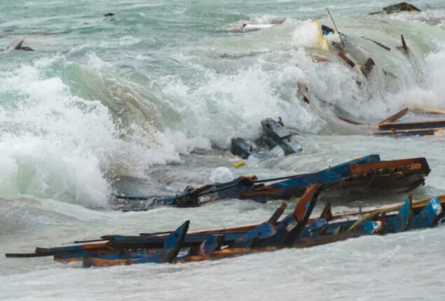 Italy migrant boat shipwreck: Death toll rise to 60, dozen missing