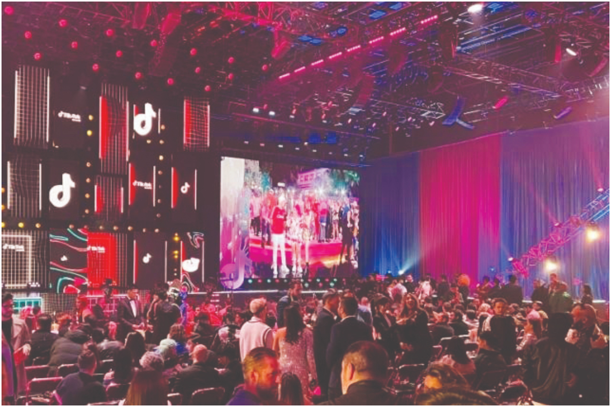 Social Media Influencers bring their version of the Oscars