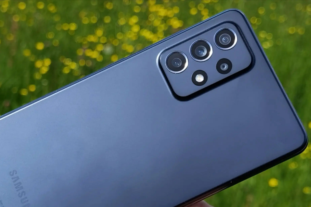 Samsung Galaxy A72 price in Pakistan