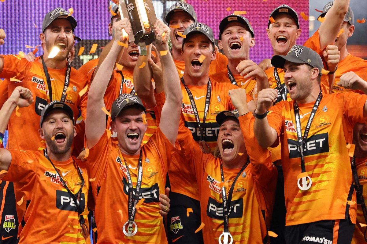 Big Bash League: Perth Scorchers beat Brisbane Heat to win fifth title