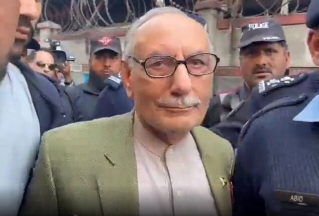 Lt Gen (retd) Amjad Shoaib gets acquittal