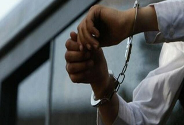 Three cops from interior Sindh caught robbing in Karachi