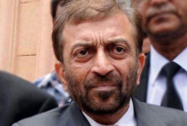 RO stops approval of Farooq Sattar’s nomination form
