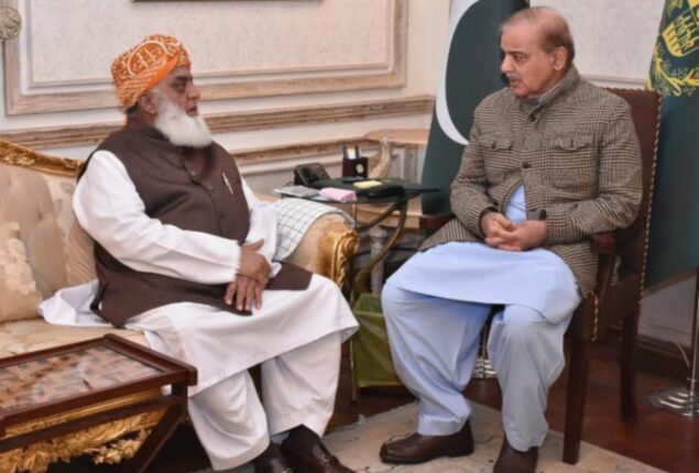 PM Shehbaz, Maulana Fazl discuss political situation