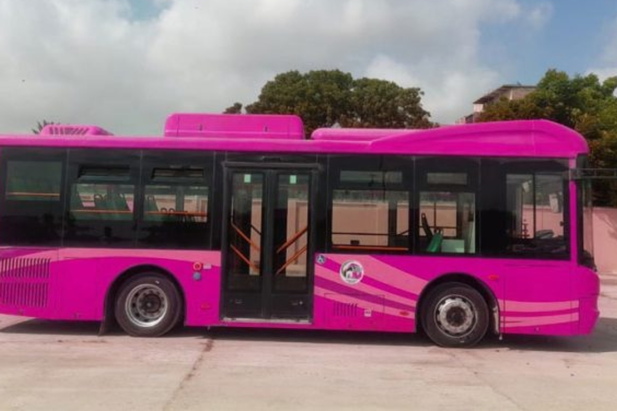 New Pink Bus routes announced for Karachi
