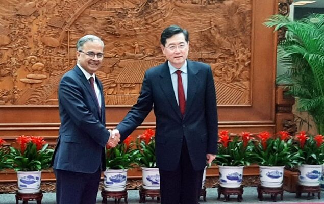 Foreign Secretary Asad Majeed meets Chinese FM