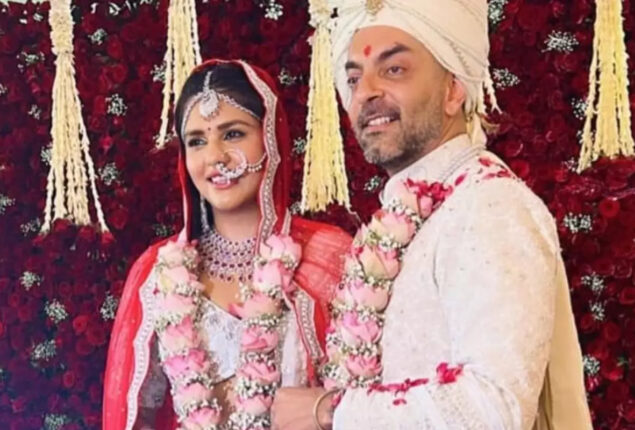 Dalljiet Kaur weds Nikhil Patel in a white lehenga
