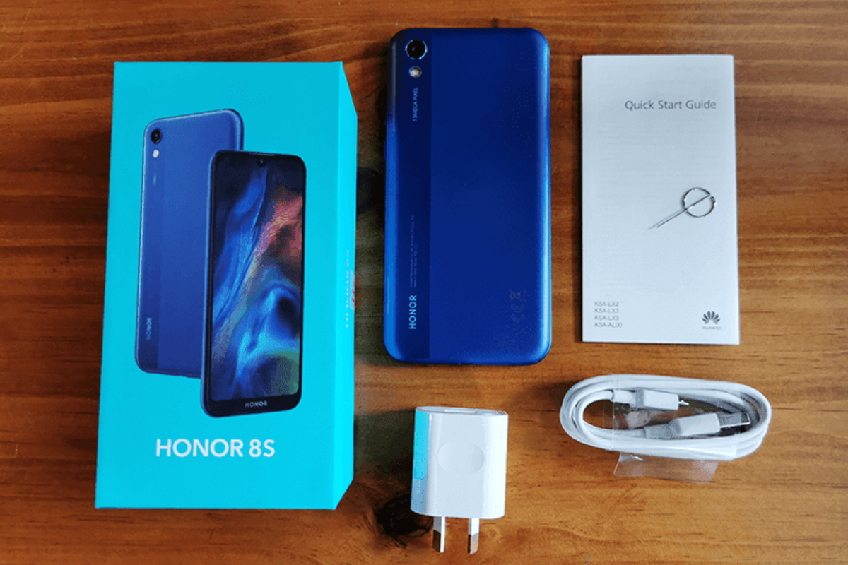 Honor 8S