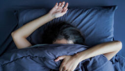 Either excessively or insufficiently sleep can make you sick: Study