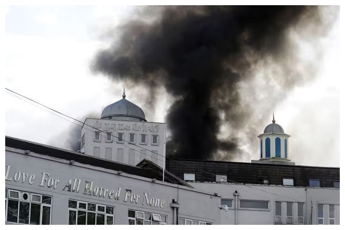 London mosque celebrates