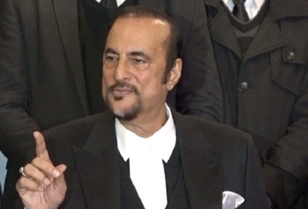 Imran Khan is facing serious threats: Babar Awan