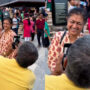 Watch viral: Elderly man capture ideal photo of his wife, melt many hearts