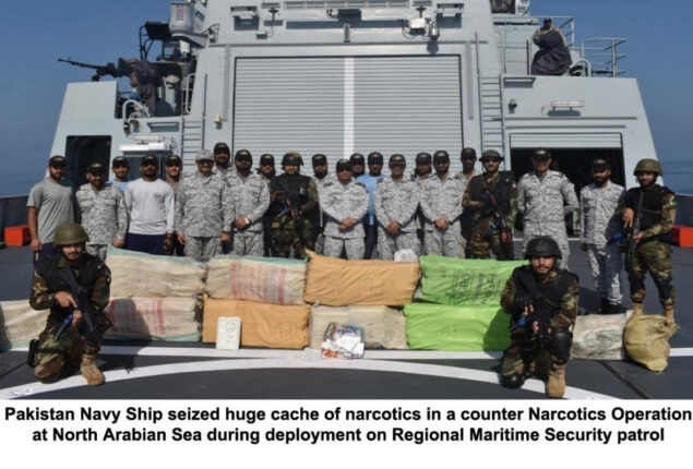 Pakistan Navy ship seized hug quantity of drugs at Sea