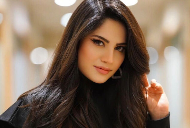Neelam Muneer dazzles in latest bridal photoshoot