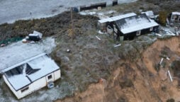 Demolition of homes on clifftops under danger begins in Hemsby