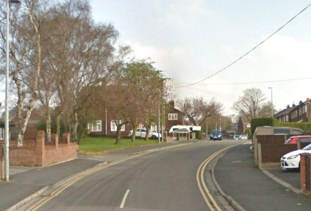 Fifteen years old boy and girl injured in stabbing in Salford