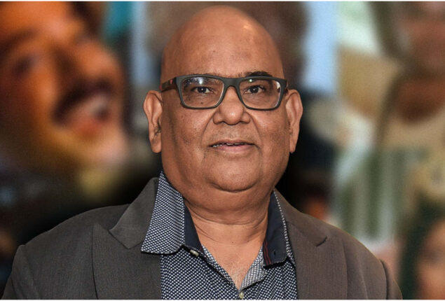 Satish Kaushik danced with Vikas Malu on Holi