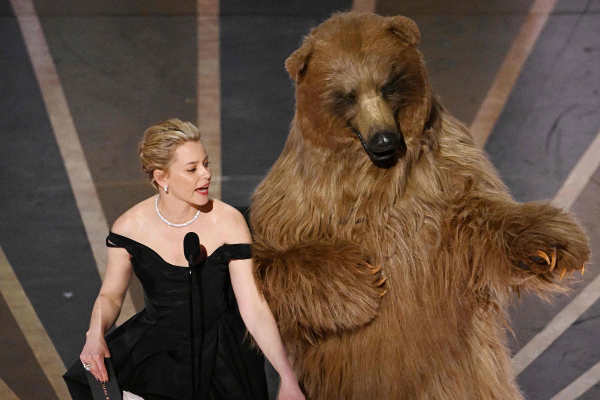 Elizabeth Banks 2023 Oscars