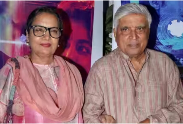 Javed Akhtar thinks Urdu should be given attention in India