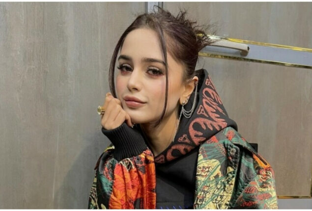 Aima Baig criticizes a publication for its inaccurate information