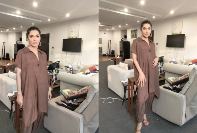 Iffat Umar flaunts her classy style in recent photos