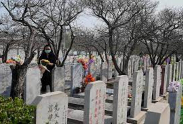 Population declines in Beijing for the first time in 19 years