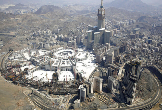 Saudi Arabia extended Hajj housing deadline