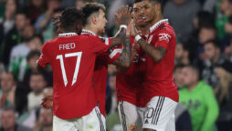 United move into Europa League quarterfinals after goal from Marcus Rashford