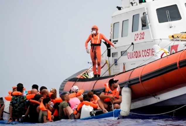 Hundreds of migrants in distress off the coast of Calabria in Italy