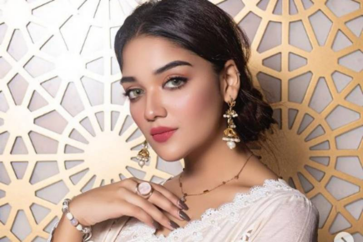 Romaisa Khan