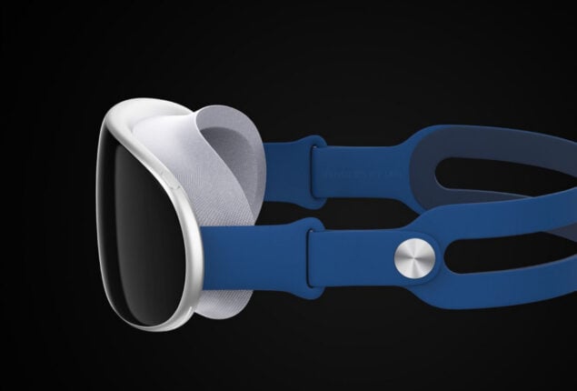 Apple CEO Tim Cook ordered headset release despite designers’ warning