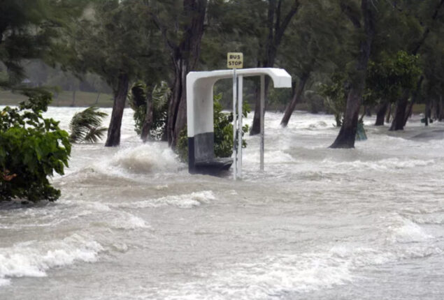 Winds and rain hammer Mozambique as Cyclone Freddy approaches