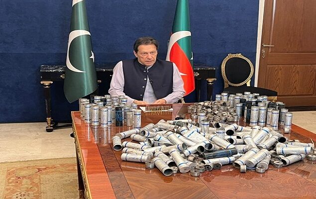 Imran Khan says govt wants to abduct, kill him