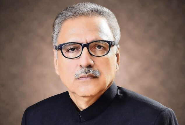 President Arif Alvi appoints Abdul Wali Kakar as Balochistan governor