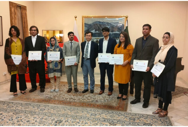 Japan awards MEXT research scholarships to Pakistani students