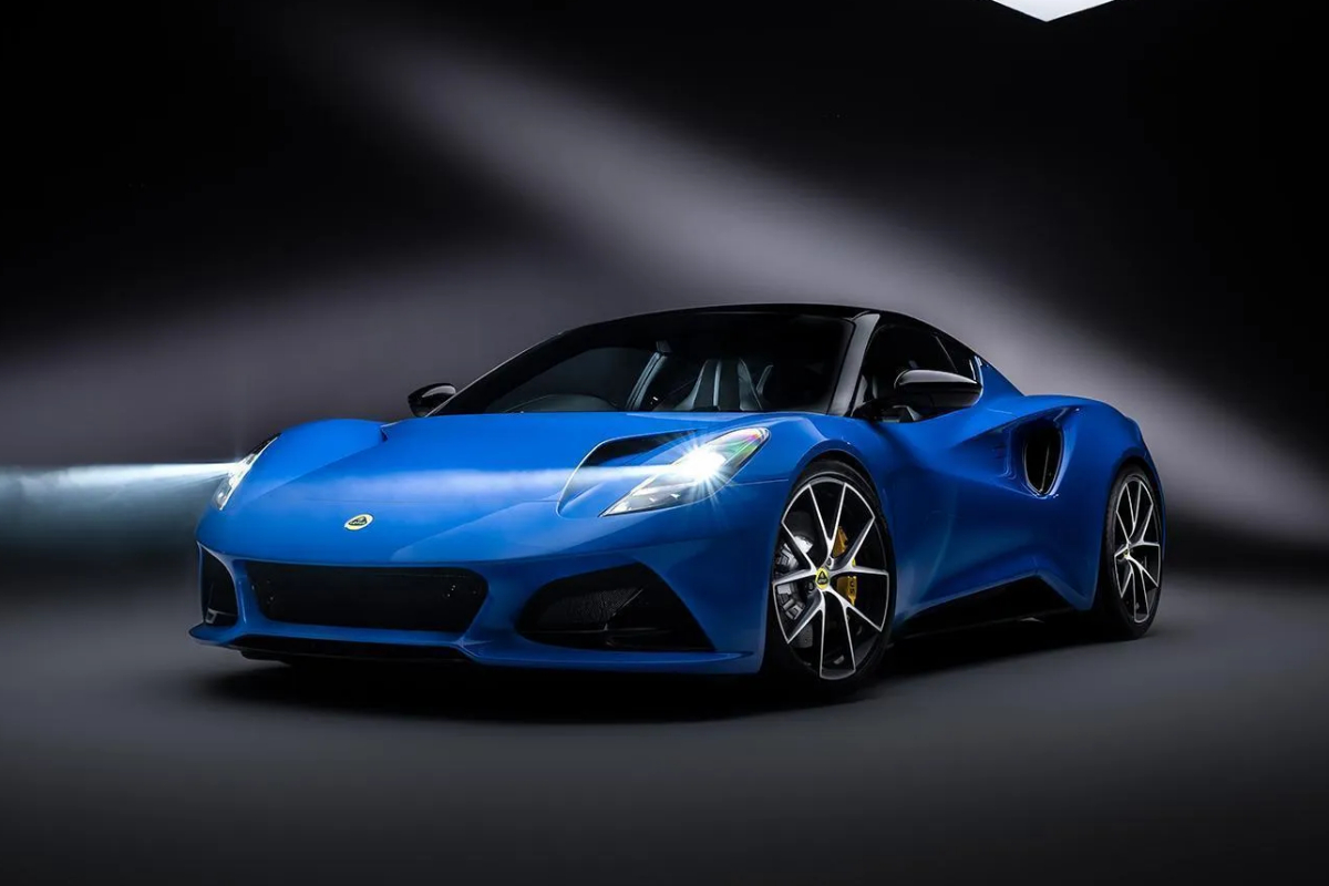 Lotus Emira four-cylinder debuts at Goodwood, details and price